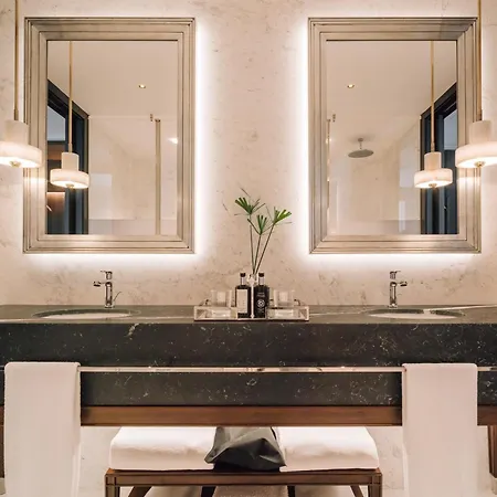 Mythic Sana Downtown 리스본