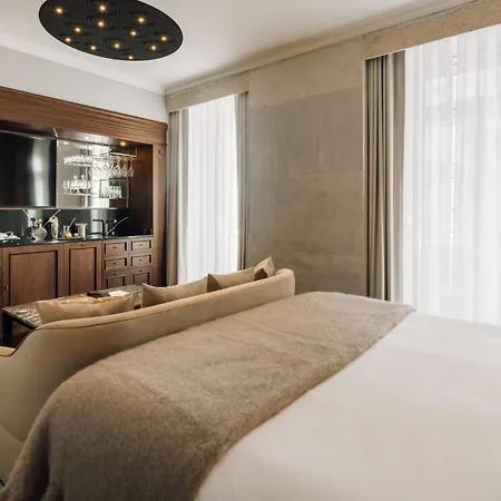 Hotel Mythic Sana Downtown 5*