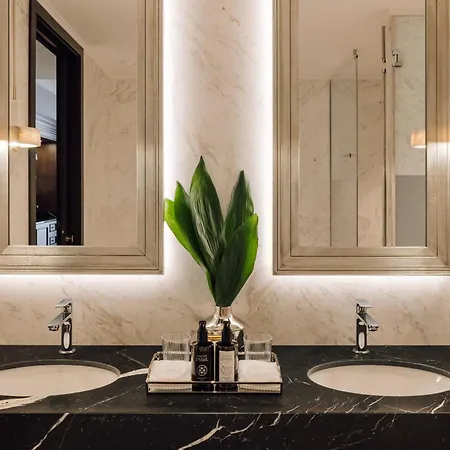 Hotel Mythic Sana Downtown 5*