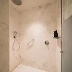 Hotell Mythic Sana Downtown